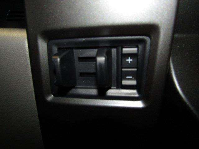 2017 Ford F-250 Super Duty XLT Crew Cab 4WD V8